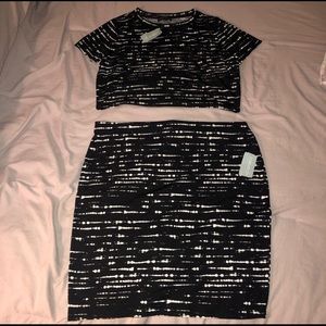 2 Piece Forever 21 set Black and White